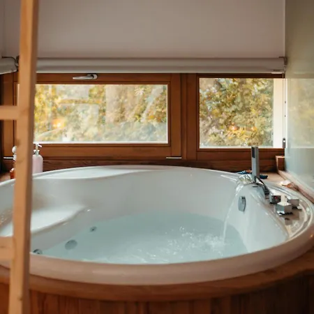 De Udra Κάμπινγκ